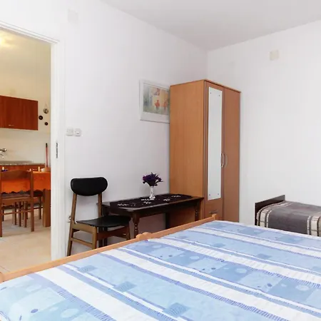 아파트 By The Sea Zavala, Hvar - 8745